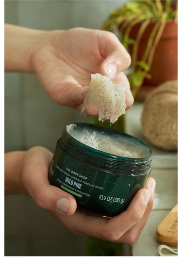 The Body Shop Wild Pine Vücut Peelingi 250ml