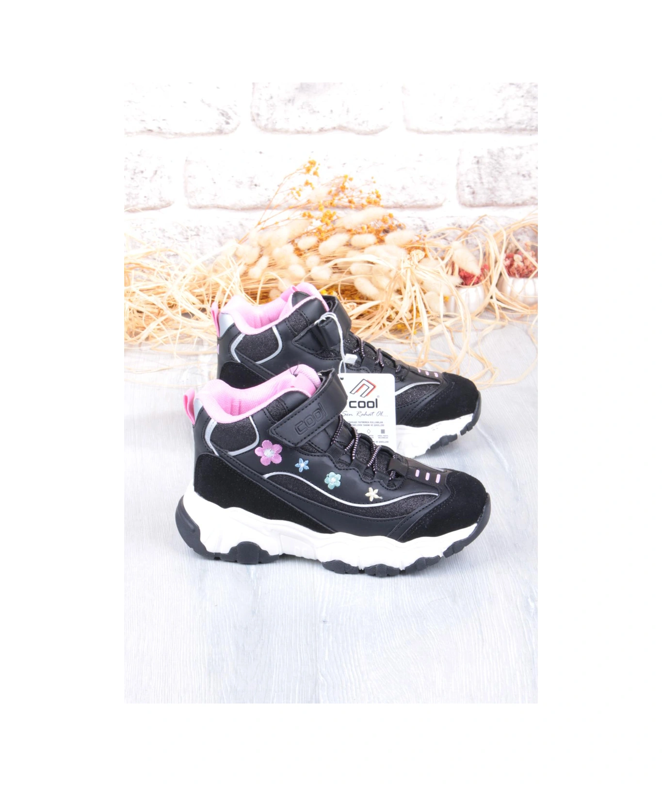 Fort Cool Bella Rahat Sıcak Astar Kaymaz Taban Kız Çocuk Bot Siyah - Pembe