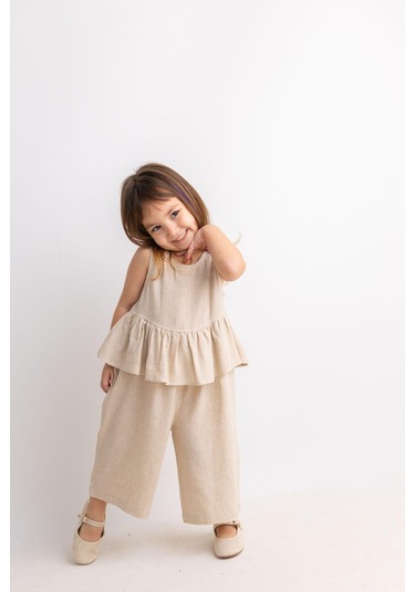 Oliventhekid Beli Volanlı Sırtı Düğmeli Kolsuz Keten Kız Çocuk Tulum Bej Bej
