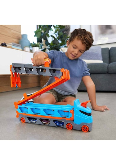 Hot Wheels GVG37 Sürat Pistli Tır 3 Adet 1:64 Ölçekli Araba İçerir