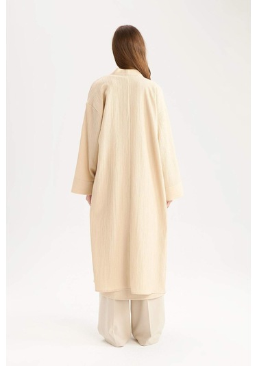 DeFacto Relax Fit Şal Yaka Krinkıl Kumaş Uzun Kimono E1816AX25SPBG757 Bej