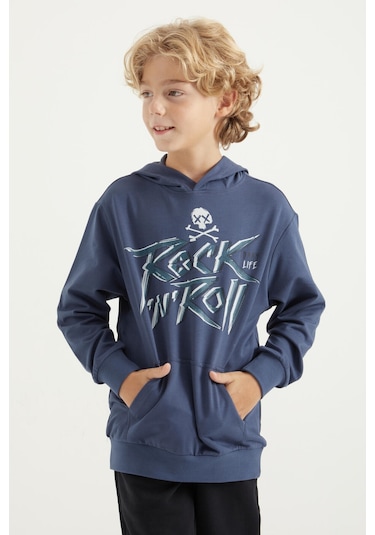 Tommy Life Petrol Yazı Baskılı Kanguru Cepli Kapüşonlu Standart Kalıp Erkek Çocuk Sweatshirt - 11002 Petrol Tommy Life Petrol Yazı Baskılı Kanguru Cepli Kapüşonlu Standart Kalıp Erkek Çocuk Sweatshirt - 11002 Petrol