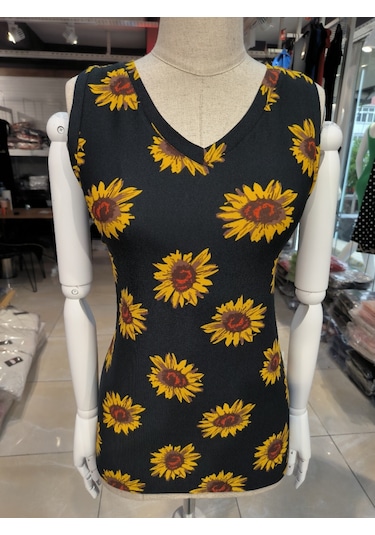 Modaserdem Kadın V Yaka Kolsuz Ayçiçeği Desen Krep Bluz Altın