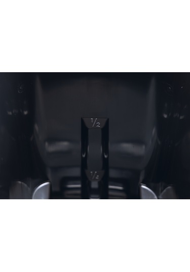 Beeztees Mama Saklama Kabı, Plastik, Tekerlekli, Özel Kapaklı, Dışı Metal Görünümlü 54l