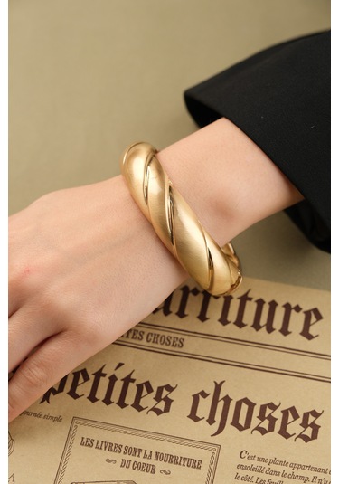 Çildan Womens Gold Özel Tasarım Kalın Kelepçe Bileklik Altın - Gold