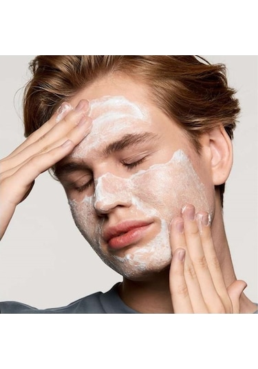 Oriflame Pure Skin Yağlı Ciltler için Yüz Peeling 75 ML