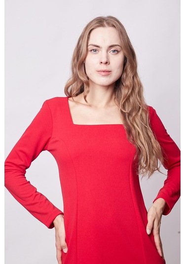 Kadın Likralı Krep Kumaş Kare Yaka Önden Yırtmaçlı Uzun Kol Diz Altı Ofis Elbise-kırmızı Kırmızı