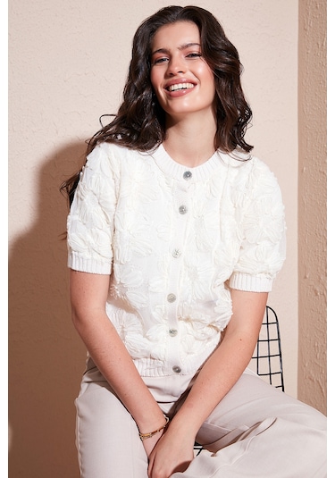 Lela Premium Regular Fit Bisiklet Yaka Tüllü Çiçekli Kısa Kollu Bayan Hırka 680Hi00386 Ekru