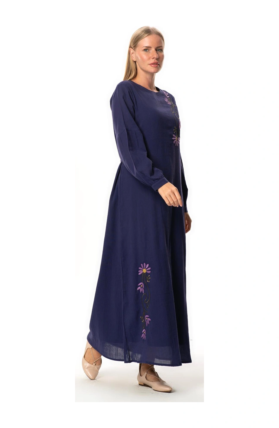 Uzun Kol Şile Bezi Gülşah Bisiklet Yaka Nakışlı Uzun Yazlık Elbise Mor Mor Mor