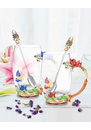 Çay Fincanı Kahve Kupa Seti Kaşık Ve Altlık İle - Güzel Cappuccino Latte Fincanları - Sıcak / Soğuk İçecekler İçin Şeffaf İzole Cam Kupalar - Anne Kadınlar İçin Şık Hediye Kırmızı Kelebek Ve Gül Çok Renkli