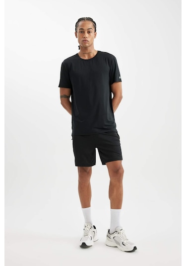 DeFactoFit Standart Fit Normal Kesim Sporcu Kısa Paça Şort C9176AX24AUBK81 Siyah