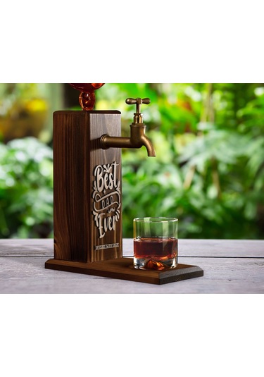 Bk Gift Kişiye Özel Kabartma İsimli Babalar Günü Tasarımlı Musluklu Ceviz Ahşap Şarap Standı, Viski Çeşmesi, Babaya Hediye, İçecek Dispenseri-3