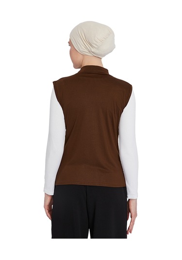 Organik Kolsuz Balıkçı Yaka Likralı Kadın Sıfır Kol Body Çikolata