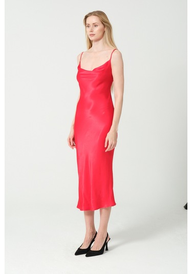 Degaje Döküm Saten Midi Elbise Kırmızı