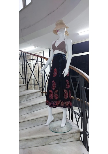 Bohem Stil Hint Batik Çiçek Desenli Ve İşlemeli Uzun Hint Anvelop Etek Görsel Çok Renkli