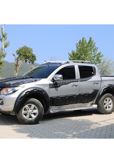 Mitsubishi L200 2015-2019 Yıl Aralığı Uyumlu Kapı Dodik 4 Parça