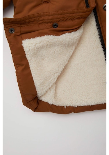 Defacto Erkek Bebek Su İtici Ribana Kollu Kapüşonlu Pelüş Astar Mont A2211A524WNBN230 Kahve