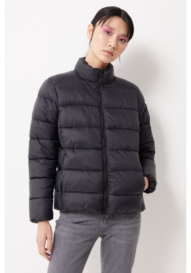Lee Regular Fit Normal Kesim Dik Yaka Siyah Şişme Mont L222714001 Siyah