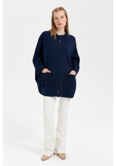 Kadın Dik Yaka Cebi Gül İşlemeli Fermuarlı Kısa Panço Lacivert Lacivert