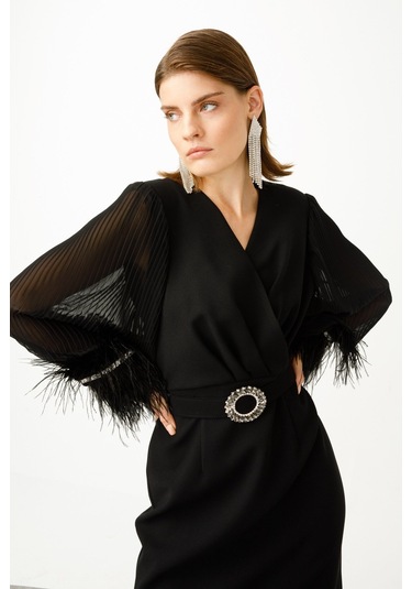 Moda İlgi Kadın Kolları Pliseli Manşeti Otrişli Uzun Elbise B06528 Siyah Siyah