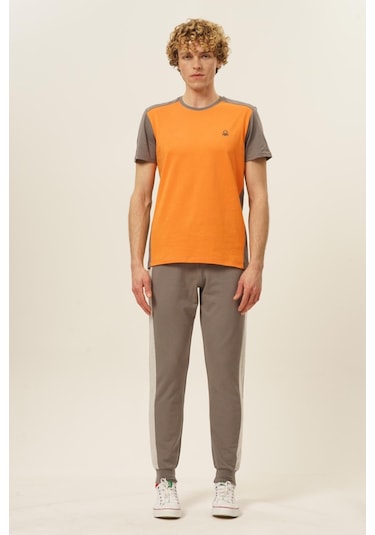 Benetton Bnt-m20452-23y Erkek T-shirt BNT-M20452-R1840 Turuncu
