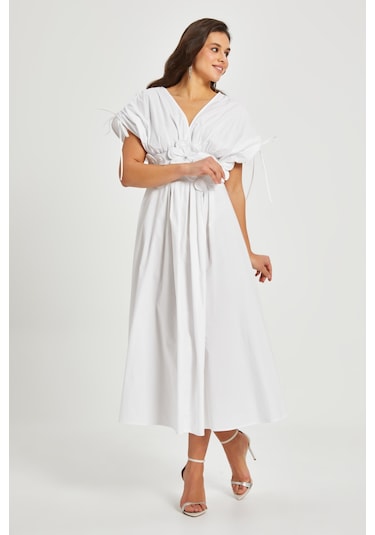 Kadın Bel Detaylı Kısa Kollu Elbise Çiçek Aplikeli, Büzgü Ve Bağcık Detaylı, %100 Pamuk Beyaz