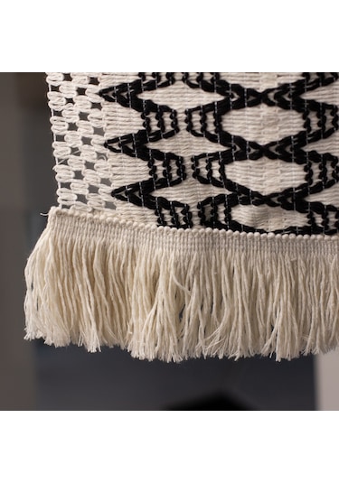 Pamuk Örme Püsküllü Siyah Dantel Runner 35x145 Cm Sunum Örtüsü