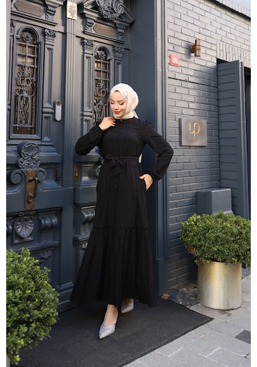 Kadın Siyah Boydan Düğmeli Eteği Piliseli Kuşaklı Lara Keten Uzun Tesettür Elbise Siyah