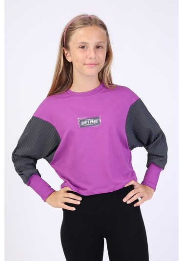 Kız Çocuk Relax Fit Bisiklet Yaka Düşük Omuz Baskılı Crop Sweatshirt - Renk Bloklu & 2 İplik Mor
