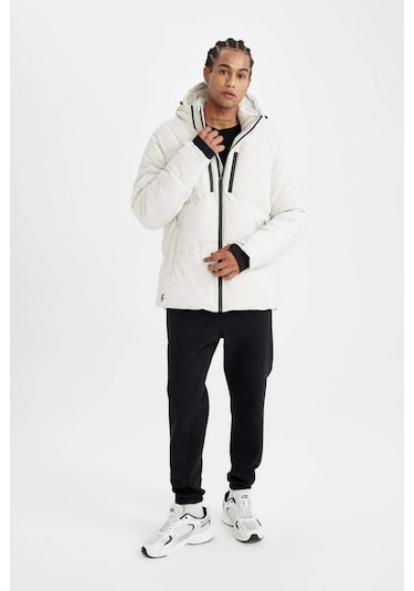 DeFactoFit Şişme Mont Su İtici Slim Fit Dar Kesim Kapüşonlu Fermuarlı Cepli A3519AX24WNBG715