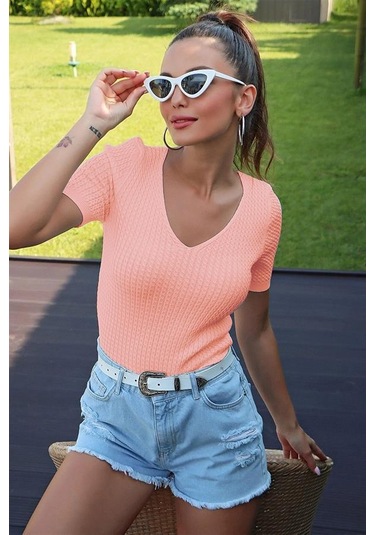 V Yaka Kısa Kol Pudra Bluz Pudra