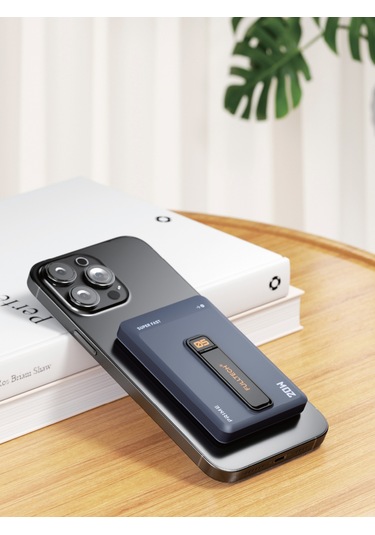 Fulltech Fp38 5000 Mah Magsafe Kablosuz Powerbank 20w Pd Hızlı Şarj, Manyetik Tutucu, Dahili Usb-c Siyah