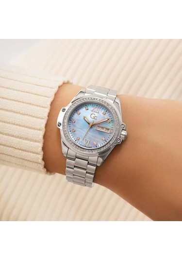 Gc Gcz53003l7 Kadın Kol Saati Metalik Gri