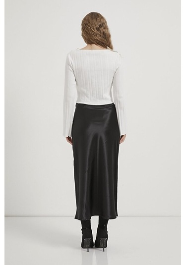 Kadın Fırfır Detaylı Önü Bağcıklı Esnek Pamuk Kısa Fitilli Hırka Beyaz