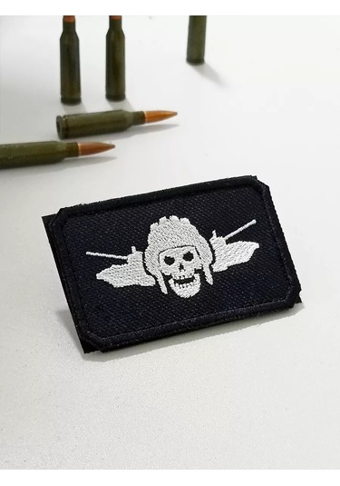 Foto Prınt Cırtcırtlı Armalı Rusya Federasyonu Silahlı Kuvvetleri Zırhlı Birlikler Tankçu Parçası 246057140