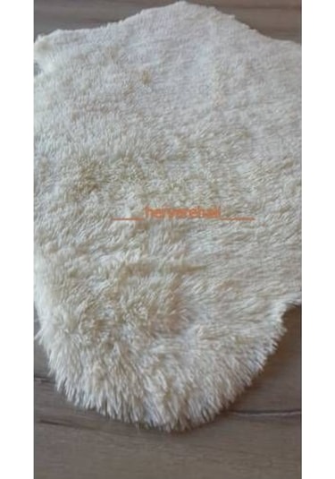 Yamalı Home Tavşan Tüyü Krem Post Halı 80 x 140 Cm