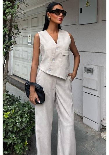 Yeleği Çapraz Detay Düğmeli Cepli Yelekli Takım 10150 Altın