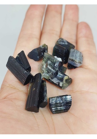 Turmalin Taşı Koyu Yeşil Renk Verdelit Kütle Ham Parça 3-3.49 Gram Aralığı 54702