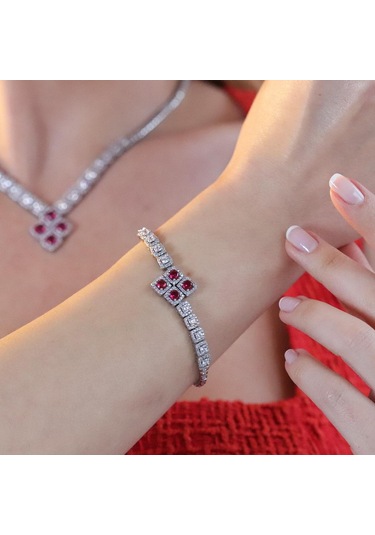 Kare Montür Ruby Gümüş Set Gümüş