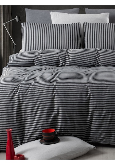 Lastikli Çarşaflı Tek Kişilik Nevresim Takımı Saten Siyah Siyah