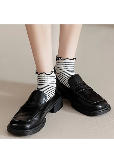 Shopiolog Sevimli Marul Desenli Bilek Çorabı Desen8 Siyah - Beyaz