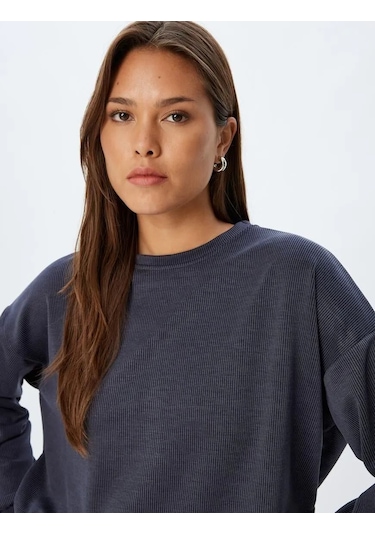 Koton Basic Sweatshirt Uzun Kollu Bisiklet Yaka 5wak10063ek 001