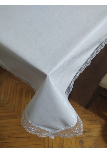 Masa Örtüsü Pvc Dantel Kenar Çiçek Motif