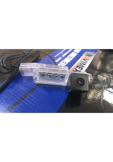 Volkswagen Passat Cc Tam Uyum Plakalık Geri Görüş Kamerası