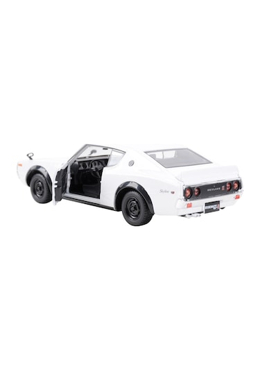 Maisto 1973 Nissan Skyline 2000gt-r Kpgc110