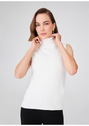 Peraluna Kadın Balıkçı Yaka Dar Kalıp Kolsuz Bluz Ekru-Ekru