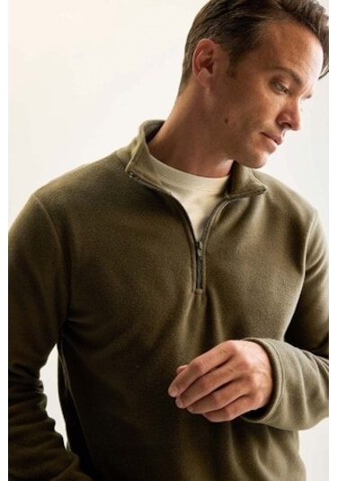 DeFacto Haki Tüylenme Yapmayan Soğuk Geçirmez Regular Fit Dik Yaka Fermuarlı Polar Sweatshirt Y3996AZNSKH469 DeFacto Haki Tüylenme Yapmayan Soğuk Geçirmez Regular Fit Dik Yaka Fermuarlı Polar Sweatshirt Y3996AZNSKH469