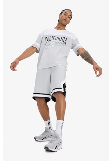 DeFactoFit Hızlı Kuruyan Oversize Geniş Kalıp Sporcu Kısa Paça Şort E4128AX25SMGR91 DeFactoFit Hızlı Kuruyan Oversize Geniş Kalıp Sporcu Kısa Paça Şort E4128AX25SMGR91