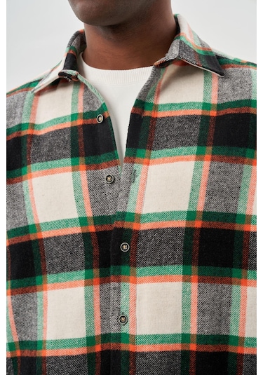 Siyah Yünlü Ekose Desen Yumuşak Yaka Cepsiz Uzun Kol Casual Comfort Fit Gömlek 1004245227 Siyah