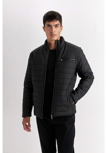 DeFacto Su İtici Slim Fit Suni Deri Mont Dar Kesim Dik Yaka Fermuarlı Cepli B3568AX25SPBK27